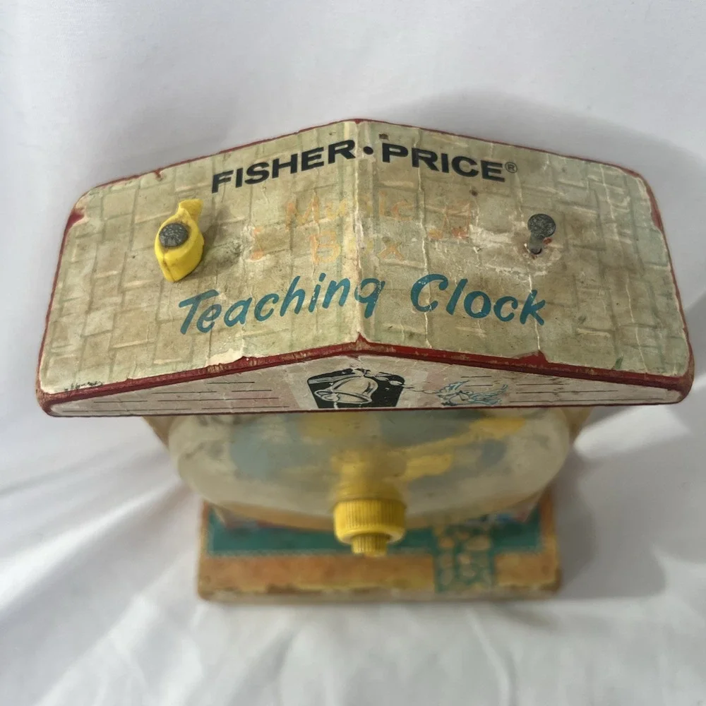 1968 Fisher Price Music Box Teaching Clock 998 School Toy Vintage‎ WORKS FAIR
